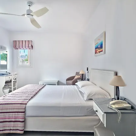 Kalypso 3* Naousa (Paros)