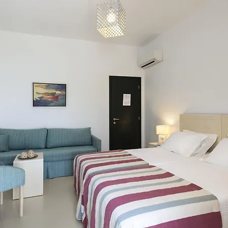 Kalypso 3* Naousa (Paros)