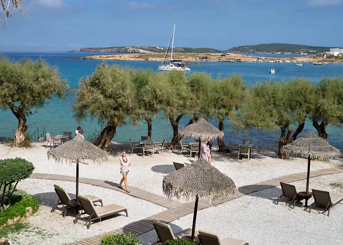 Kalypso Naousa (Paros)